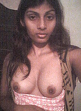 Indian GF photo 3 of 8