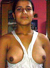 Indian GF photo 6 of 8