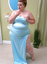 Hot Chubby Girls photo 3 of 6