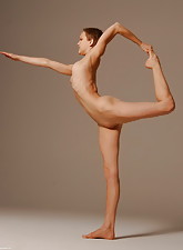 Yoga XXX photo 6 of 10