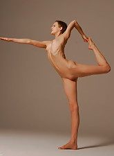 Yoga XXX photo 8 of 10