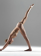 Yoga XXX photo 8 of 10