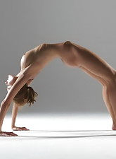 Yoga XXX photo 7 of 10