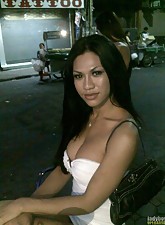 Ladyboy Uploads photo 3 of 6