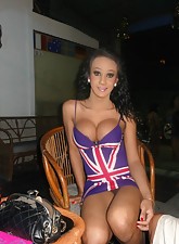 Ladyboy Uploads photo 3 of 6