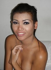 Ladyboy Uploads photo 1 of 6
