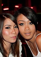 Ladyboy Uploads photo 1 of 6