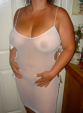 Curvy Voluptuous Women photo 2 of 12