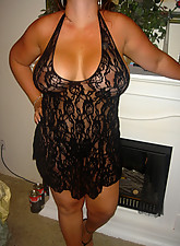 Curvy Voluptuous Women photo 5 of 12