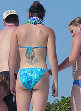 Crazy Girls photo 8 of 9