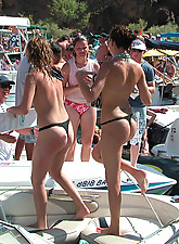 Crazy Girls photo 3 of 9