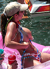 Crazy Girls photo 6 of 9