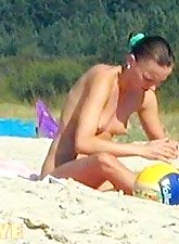 Beach Spy Eye photo 9 of 16