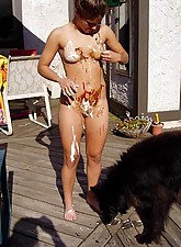 Weird Porn Pics photo 3 of 8