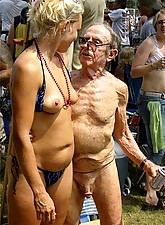 Weird Porn Pics photo 3 of 5