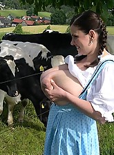 Weird Porn Pics photo 4 of 5