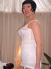 Girdles GF photo 2 of 5