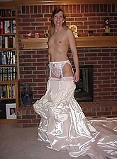 Hot Brides photo 7 of 12