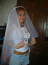 Hot Brides photo 4 of 12