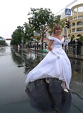 Hot Brides photo 5 of 12