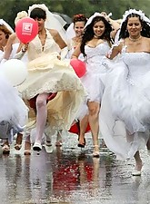 Hot Brides photo 7 of 12