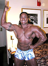 Muscle Black Women photo 8 of 8