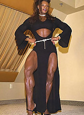 Muscle Black Women photo 8 of 8