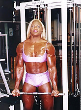 Muscle Black Women photo 3 of 8