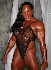 Muscle Black Women photo 6 of 8