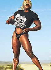Muscle Black Women photo 1 of 8