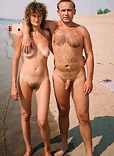 Naked Pussy photo 4 of 10