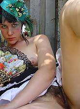 Amazing Hairy Girls photo 4 of 9