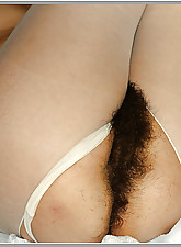 Amazing Hairy Girls photo 7 of 9