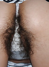 Amazing Hairy Girls photo 3 of 9