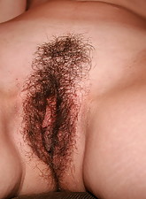 Amazing Hairy Girls photo 3 of 9