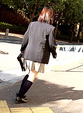 Japan Schoolgirls photo 1 of 4