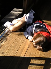 Japan Schoolgirls photo 3 of 5