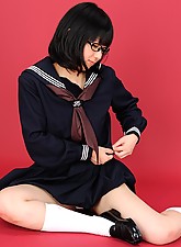 Japan Schoolgirls photo 4 of 5