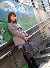 Japan Schoolgirls photo 4 of 4