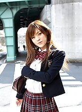 Japan Schoolgirls photo 3 of 4