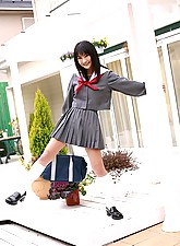 Japan Schoolgirls photo 4 of 4