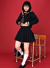 Japan Schoolgirls photo 3 of 5