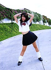 Japan Schoolgirls photo 5 of 5