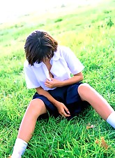 Japan Schoolgirls photo 5 of 5
