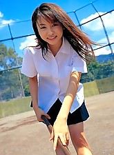 Japan Schoolgirls photo 3 of 5