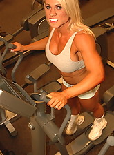 Melissa Dettwiller photo 7 of 10