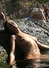 Amateur Whore photo 7 of 10