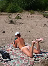 Amateur Whore photo 5 of 10