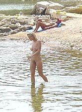 Amateur Whore photo 7 of 10