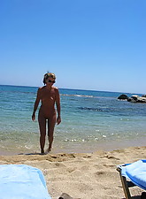 Amateur Whore photo 1 of 10